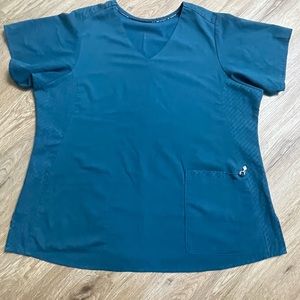 Women’s Vera Bradley Scrub Top size XL